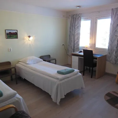 Maalaiskartano Pihkala Отель *