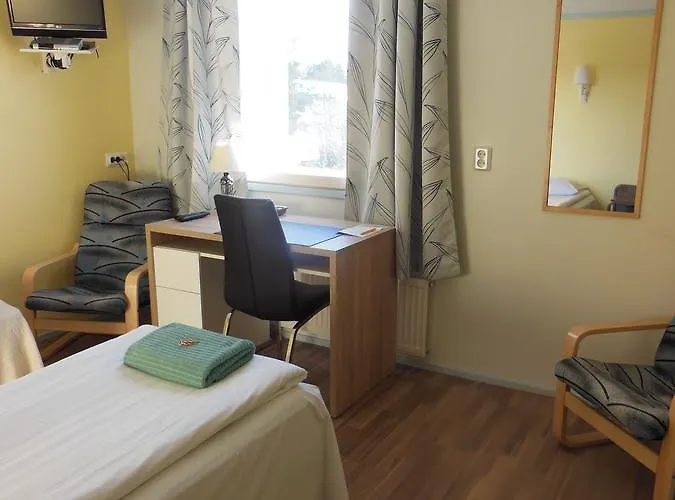 호텔 Maalaiskartano Pihkala